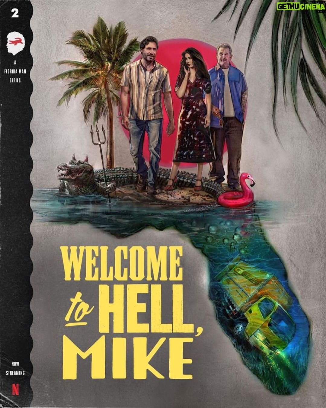 Edgar Ramírez Instagram - Hey! What is your favorite #Floridaman Episode? @NetflixGeeked immortalized them all as pulp fiction covers • ¿Cuál te gusta más? 🚀 Paris, France