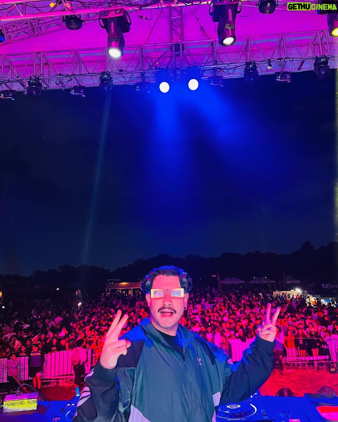 Eduardo Miranda Instagram - Amigos próximamente tendremos nuevo track “LA ORILLA” por @holypigrecords 🔥 Mexico City, Mexico