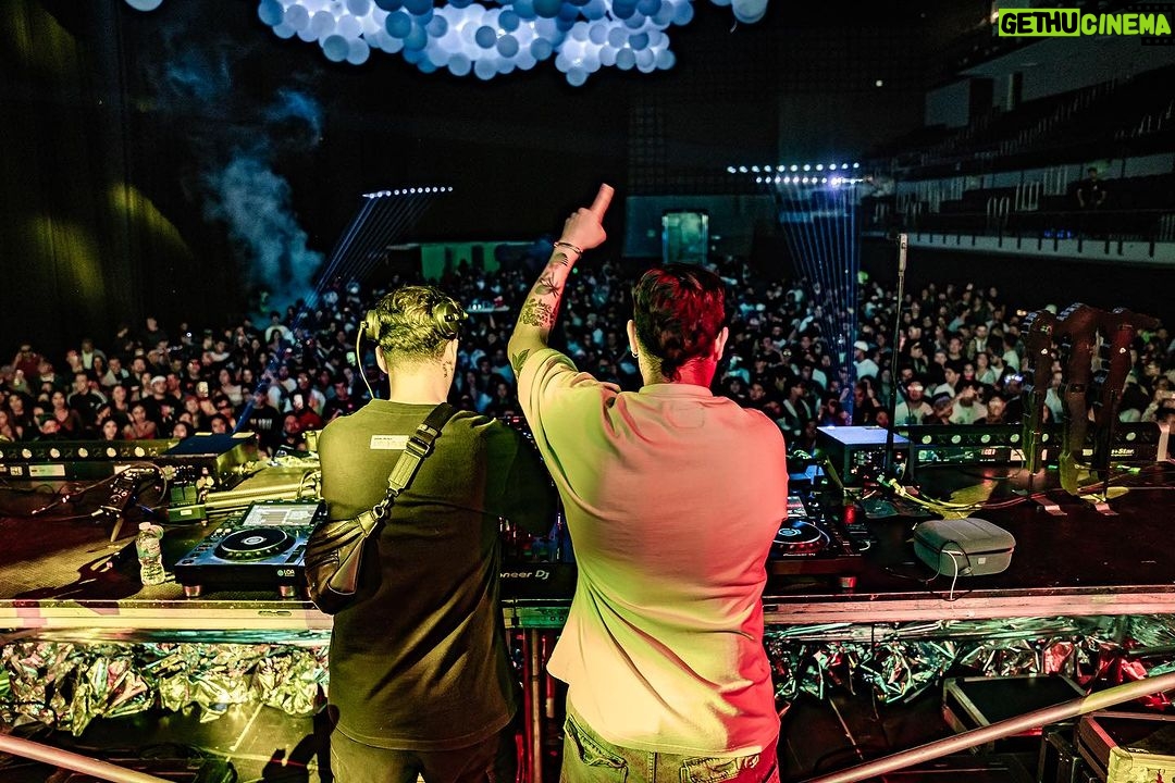 Eduardo Miranda Instagram - Increíble como la pasamos en el @holymolyfest , muchas gracias a todos que bailaron desde tempranas horas, muy pronto estará disponible el set y fierro compa. 🔥🙏🌶 📸 @by.monti Frontón México