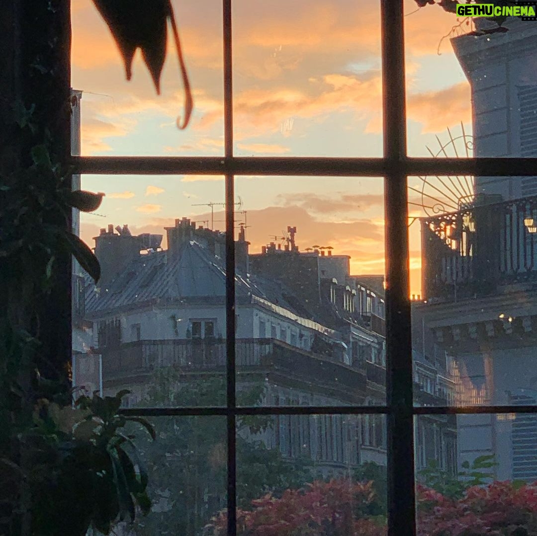 Edvin Ryding Instagram - 🇫🇷❤️🔥✌🏻 Paris, France