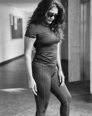 Eesha Rebba Instagram - 🕶️