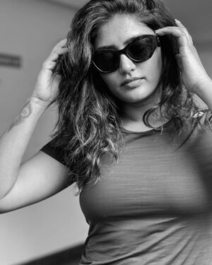 Eesha Rebba Instagram - 🕶️