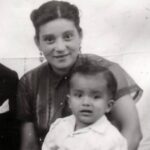 Efraín Ruales Instagram - Soy el resultado de su amor hacia su hijo Toñito, su Negrito! Soy su trascendencia, soy su legado! ❤️Ahora estás a su lado abuelita 👵🏼 A lado de tu negrito que tanto extrañabas GRACIAS ABUELITA FANNY, porque TODO valió la pena 🥰 (el homenaje y la honra la llevo en mi corazón, pero la plasmo en mis redes 🙏🏾)