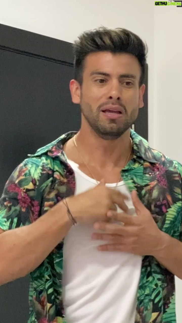 Efraín Ruales Instagram - @vkarauz @alexvizuete @angelitamov @kevin_mincha
