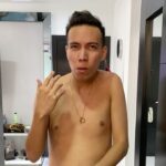 Efraín Ruales Instagram - Menciona a esa persona que aún NO ha hecho un #tiktok pero que está a punto 😂🤔😎 @alexvizuete #swipe míralo completo en #facebook