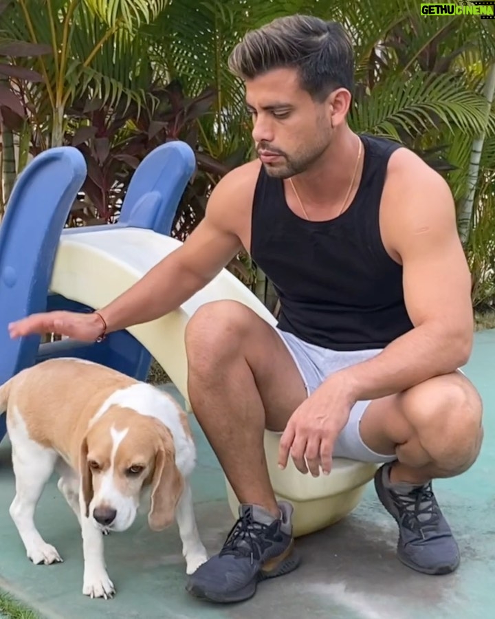 Efraรญn Ruales Instagram - Videito chill ๐ En facebook el video completo ! YA ME SIGUEN ? ๐๐ @alexvizuete