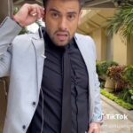 Efraín Ruales Instagram - Quien más está que se baila como yo ? 🕺🏽 COMENTA que canción quisieras bailar en este momento ! 👀 los LEO