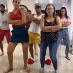 Efraín Ruales Instagram - Vamos terminando alegre y divertido este 2020 😁🙌🏽❤️ @ale_jaramillo @narciruales @aelizart_92 @richardvite @titajml