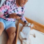 Efraín Ruales Instagram - Parió la CUCHI 🐖 gracias Profe Nancy por su paciencia y comprensión 🙌🏽🙏🏾 feat. @jaggerruales #viral #cuchi