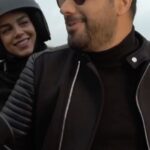 Ehsan Khajeamiri Instagram - پشت صحنه کلیپ وقتی میخندی. کاری از رفیق عزیزم فرید ناصری من که حالم عوض شد انشالا حال دل شما هم خوب باشه دوستون دارم ❤️❤️ @faridnaseri