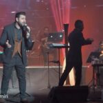 Ehsan Khajeamiri Instagram - یک شب رویایی و خاطر انگیز دیگر در کنار شما سپری شد خدارو شکر میکنم که تمام این سالها کنار شما نفس کشیدم به امید دیدار مجدد عاشقتونم ❤️