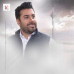 Ehsan Khajeamiri Instagram - سلام این کنسرت اولین همکاری ما با کمپانی معتبر ققنوس به مدیریت هنرمند خوب جناب اقای حسین توتونچیان هست خیلی خوشحالم و امیدوارم اتفاق های تازه و خوبی بیافته داریم تلاش میکنیم علاوه بر اجرای قطعه های جدید که اجرا نکرده بودیم تا امروز یه قطعه جدید هم به کنسرت برسونیم و قبل از انتشار برای اولین بار تو کنسرت با شما بخونیمش به به چه شود ❤😘😘 www.iranconcert.com