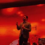 Ehsan Khajeamiri Instagram - با اینکه دست من خالیه اما با عشقت هرچی که میخوام دارم تیر ۱۴۰۱ اصفهان ❤️