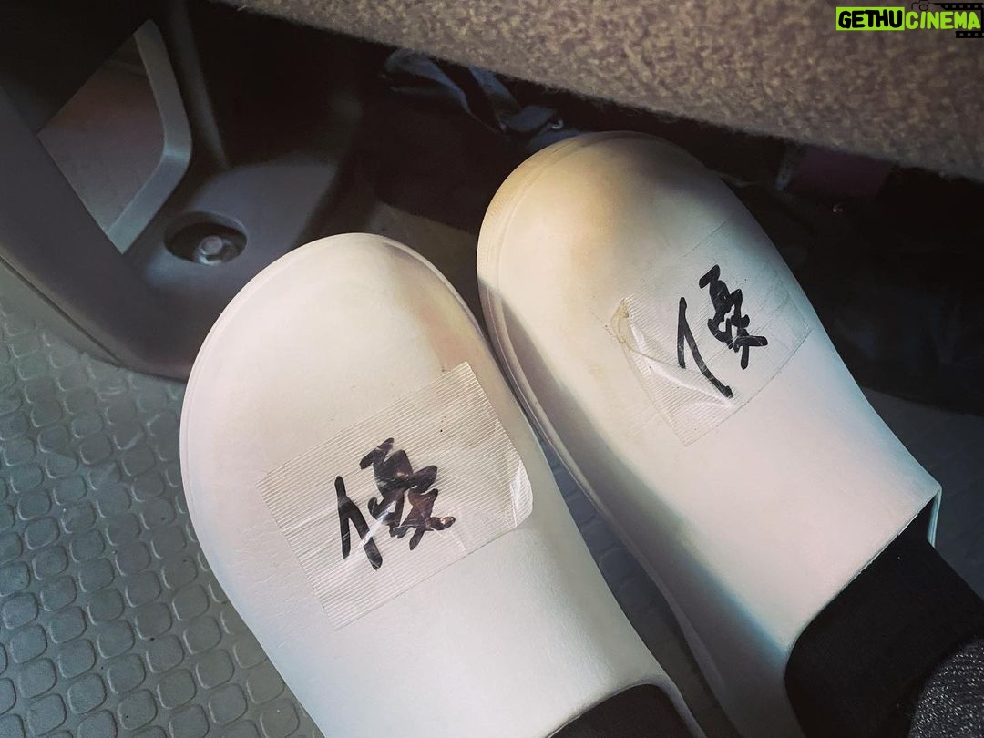 Eiji Akaso Instagram - 第5話今夜22時放送です。 自分で自分を撮れない寂しさに浸りながら 僕が撮った春野優のオフショットを紹介したいと思います。笑 #スーパーリッチ #superrich #すぱっち #優が二つ #twoyu #つまり #toyou #貴方のために #おしゃれさんと繋がりたい