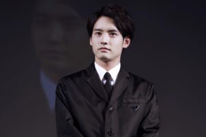 Eiji Akaso Instagram - 先日　Weibo Account  Festival in Tokyo 2020で
話題俳優賞を頂く事ができました。
改めて応援して下さる皆様、周りの皆様に感謝です。
これからも精進致します。
#weiboaccountfestivalintokyo2020 
#微博日本群英会2020