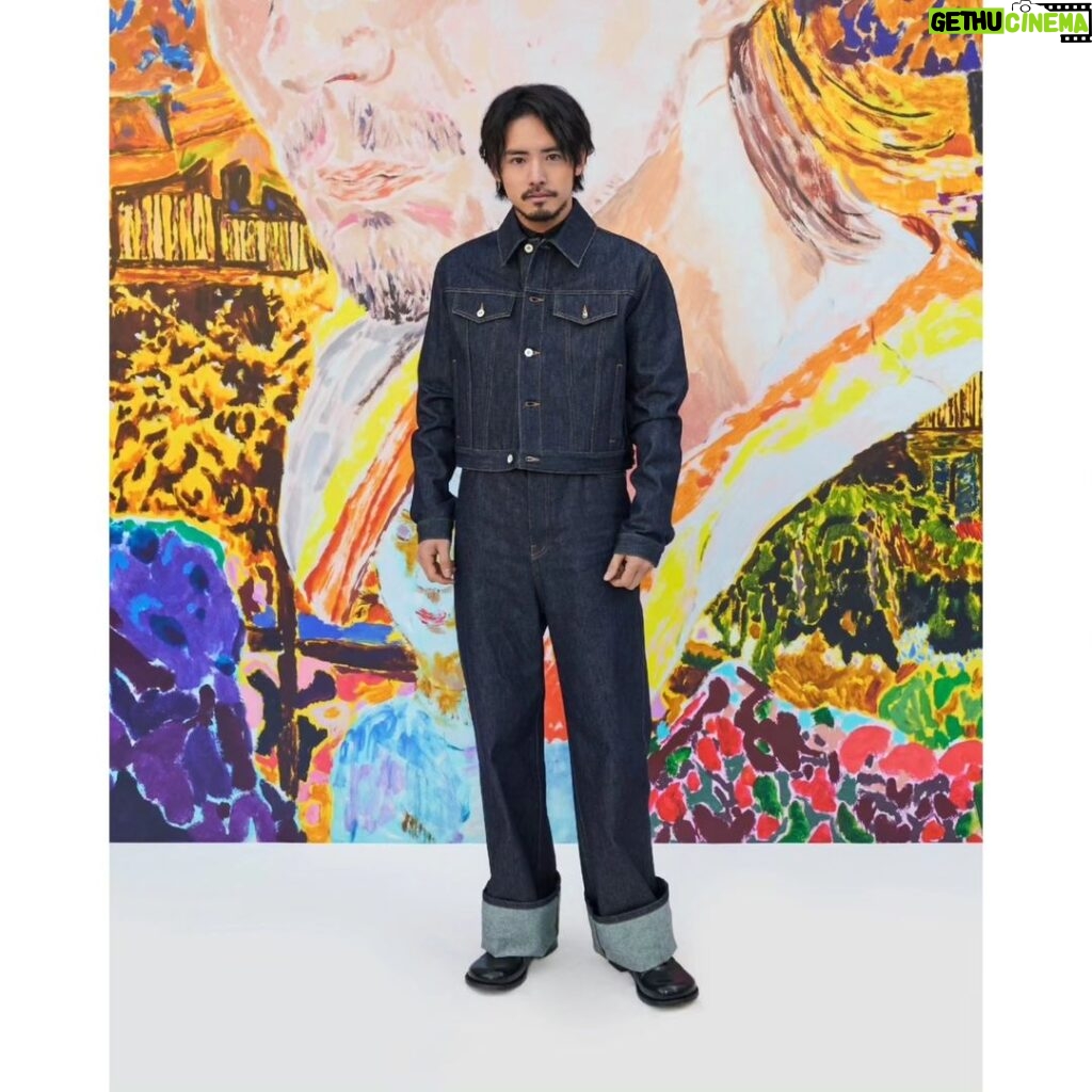 Eiji Akaso Instagram - #loewe 2024秋冬メンズ ランウェイショーin Paris🇫🇷 情熱を肌でバシバシ感じました！ 感謝です✨