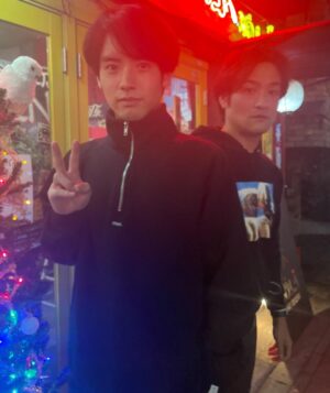 Eiji Akaso Instagram - 街中はクリスマスですね🎄
