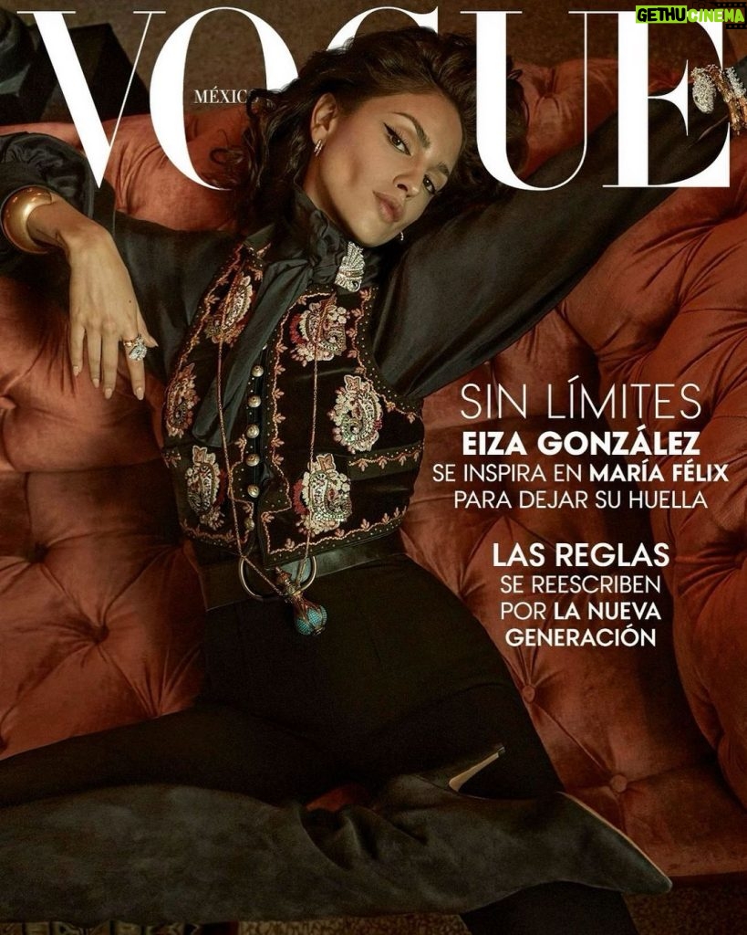 Eiza González Instagram - 2/4 @voguemexico