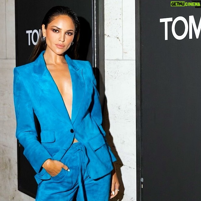 Eiza González Instagram - @tomford and @tomfordbeauty thank you so much for having me the show was exquisite. And this suit is what dreams are made of and giving Aquarius energy so basically I felt like it needed and extra moment. 💙💙💙