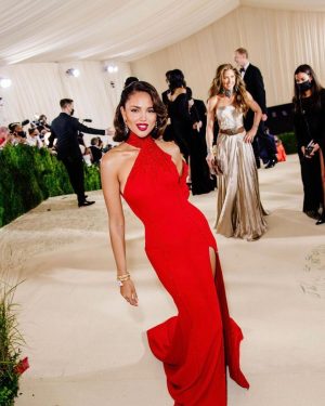Eiza González Instagram - Versace Versace Versace @versace ♥️ 🇲🇽
