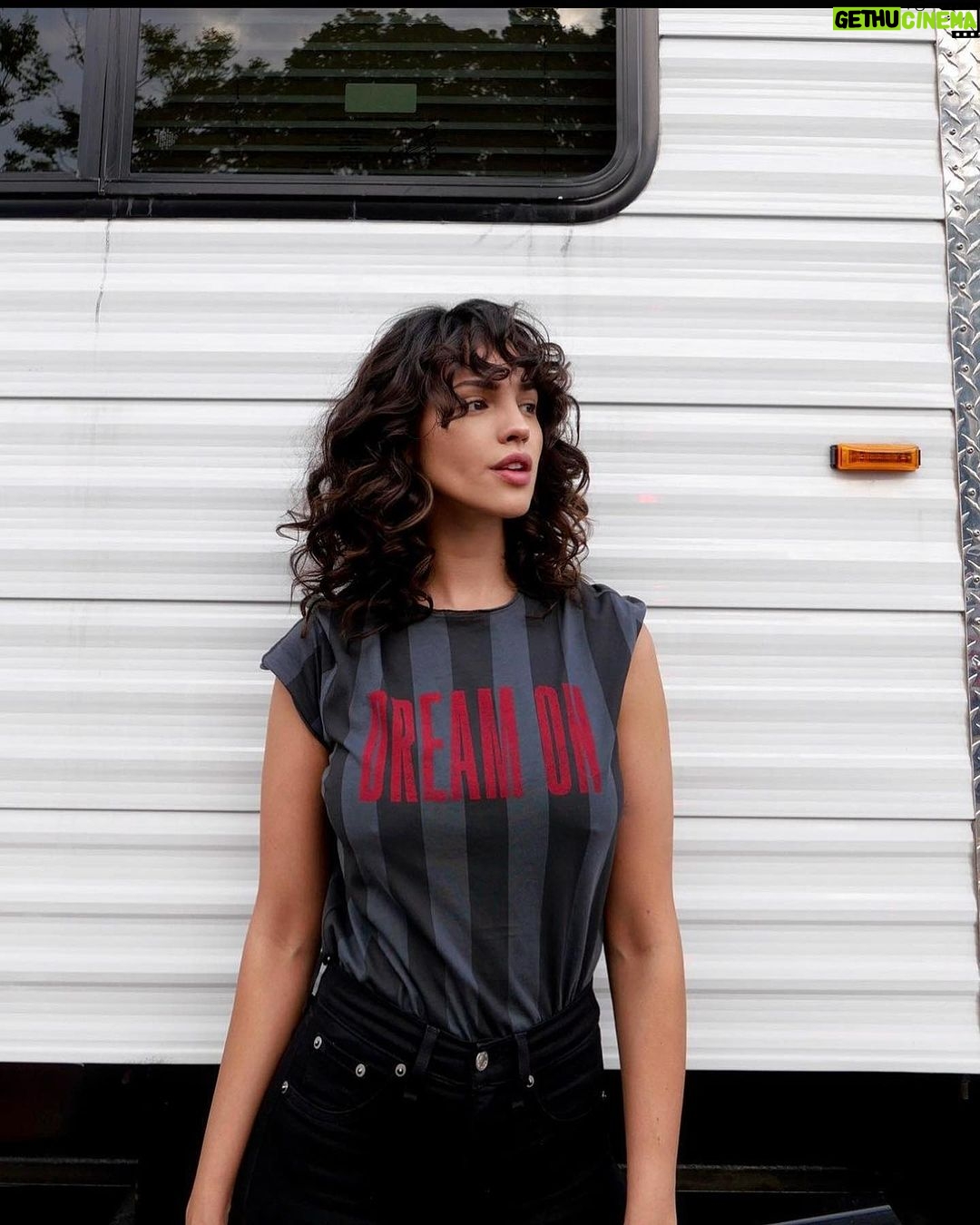 Eiza González Instagram - Fran Cares A Lot