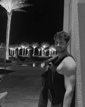Ekin Mert Daymaz Instagram - Anlamsız bir seri
