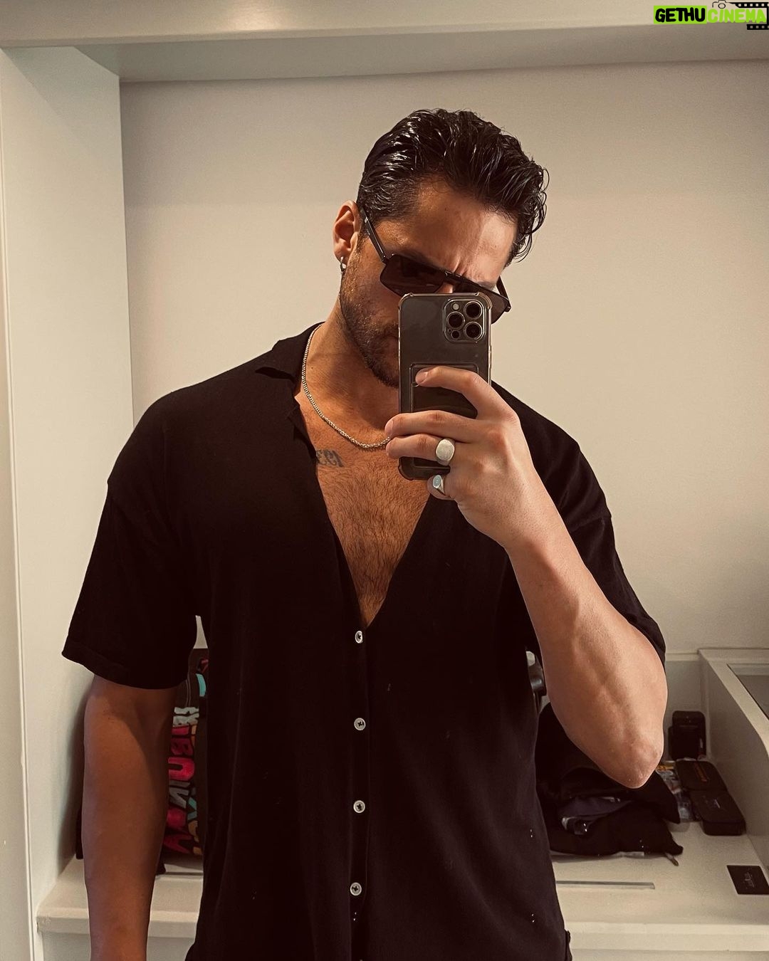 Ekin Mert Daymaz - 89.4K Likes -