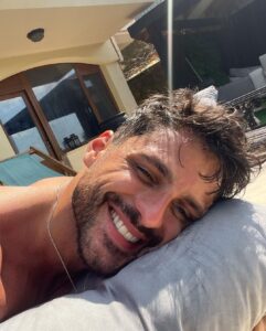 Ekin Mert Daymaz Instagram - everything is OK.💫