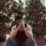 Ekin Mert Daymaz Instagram - Atlet giydiğime bakmayın gölge soğuk