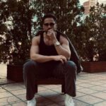 Ekin Mert Daymaz Instagram - Atlet giydiğime bakmayın gölge soğuk