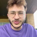 Eldar Dzharakhov Instagram - ☝️Слушай мой новый трек «Пацан» ✌️Заливай сторис с фоткой из твоего паспорта 🖖 Крепи песню «Пацан» и отмечай меня Я репощу всех к себе и рандомно выбираю 5 чуваков из Москвы и 5 из Питера, которым дарю по два билета на мои концерты 12 и 18 мая + пригласительные на meet&greet! Кого-то одного привожу на концерт из другого города и оплачиваю билеты и отель! И ещё десять ребяток получат от меня по кастомной обложке на паспорт. Го!