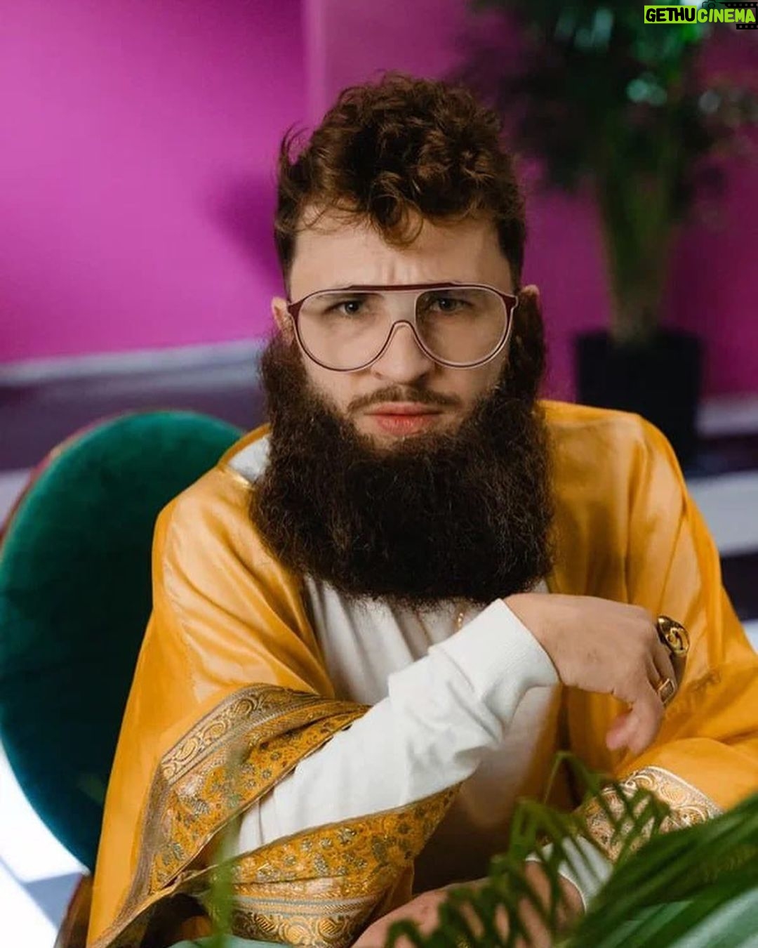 Eldar Dzharakhov Instagram - Президент Успехистана - Рахал Мамут.