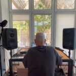 Eldar Dzharakhov Instagram - Music camp day 1 И Музыка, и Бизнес, и Любовь