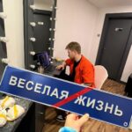 Eldar Dzharakhov Instagram - Съездил в КОМАНДИРОВКУ))) в Дубайскую область. Снял 4 подкаста, скоро возвращаемся на ютуб на еженедельной основе. Ставьте лайки, подписывайтесь на анал Dubai, UAE