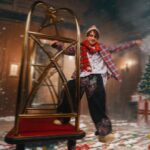Eldar Dzharakhov Instagram - Home alone no homo Photo/director: @d.rinich Prod: @christinamee Style: @polina.withstyle & @elisaveta_lisaaa MUAH: @tihonova_mua Gaffer: @plegas.visuals Clothes&accessories: @2222.studio & @dima__kustikov Designer: @charikov.prod Assistants: @di.geozalyan_ @atuychik_27 Girls: @ksun.tik @denissenkod @eugeniaonegina @alfoxyyy @polimadness @agentalish @anyaspoke Boys: @seneamin__ @pr0sto.danya @jerusalem_lav @vlad_dmitriev_ @_prod.shults_