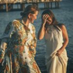 Elena Temnikova Instagram - Классный отпуск - он какой? У меня всегда по-разному. Бродить по улочкам целыми днями - да, валяться с любимой книжкой, напрочь забывая о времени - тоже да. С удовольствием. Но этот отпуск - он совсем другой. Он про еду на любой вкус, он про чудесный пляж (а какие оттуда открываются виды на закаты!), он про теплейшее море, про волшебное SPA, он про все те радостные и уютные впечатления и эмоции, которые мы испытывали здесь каждый день и хотели бы испытать еще. Который день наблюдаю за любимой сестрой и вижу, как она по-настоящему счастлива здесь и сейчас. Это стоит просто всего. Классный отпуск - он какой? Он в глазах любимых людей💔 Спасибо, @calistahotel #calistapeople #calistaluxuryresort Calista Luxury Resort Hotel