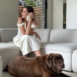 Elena Temnikova Instagram - Как думаете, Миша не сильно помешает мне на сцене 1 июля в Лужниках? Готовим суперсет🥰
