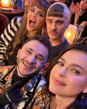 Elena Temnikova Instagram - В продолжение вчерашнего поста с #COMEDYNEWYEAR ✨