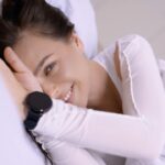 Elena Temnikova Instagram - Теперь они всегда со мной. Смарт-часы HUAWEI Watch GT 3 такие стильные и красивые. Идеально под любой образ. Пока я сплю, они непрерывно мониторят сон, а в течение дня измеряют пульс и уровень насыщения крови кислородом. А еще помогают наладить здоровый режим. Можно установить свои цели, чтобы часы будили в нужное время или напоминали о занятиях спортом. Если вы профессионально занимаетесь спортом, советую присмотреться к версии Watch GT Runner, для точного измерения вашего прогресса. @huaweimobilerus #huaweimobilerus #HUAWEIWatchGT3 #HUAWEIWatchGTRunner