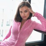 Elena Temnikova Instagram - Даже брутальный Diesel повелся на Barbie-розовый. Этот цвет не про меня. Но! На второй день дождя в Москве хочется бесконечно есть, спать и почему-то розового. Это нормально? У кого так? Через несколько часов вылетаю в Сургут. Там без дождя.
