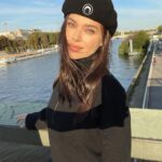 Elena Temnikova Instagram - Прогулка. Париж в этот раз — в самое сердце. 🤍🗼 Eiffel Tower