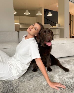Elena Temnikova Instagram - Моя булочка с корицей. Нельзя просто так взять и не поцеловать ее. Согласны? Какая нра 1/2/3/4/5/6/7/8?