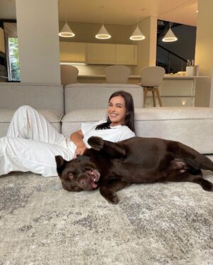 Elena Temnikova Instagram - Моя булочка с корицей. Нельзя просто так взять и не поцеловать ее. Согласны? Какая нра 1/2/3/4/5/6/7/8?