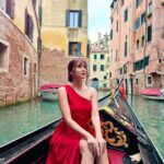 Elizabeth Tan Instagram - I turn 30 years old today, yucks🫣. Happy Birthday to me i guess hehehe Venice, Italy