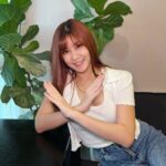 Elizabeth Tan Instagram - 🔔Did you know that HPV causes the majority of occurrences of cervical cancer? Regardless of our lifestyles, we are all still susceptible. NOWWW you can #RejectTheRisk by speaking to your doctor about the 14 high-risk HPV types and the appropriate protection for you and your loved ones! #SupportedbyMSD #cervicalcancer #cervicalcancerawareness #womenshealth #hpv #RejectTheRisk