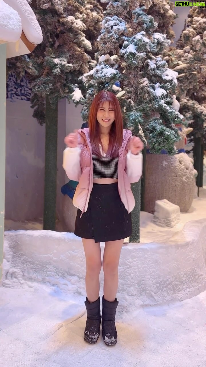 Elizabeth Tan Instagram - It’s the ❄️ season! . . Join me now👇🏻 📜 Here’s How To Participate: 🎵 Follow our dance tutorial and jingle. 📹 Record your incredible dance moves. 📲 Post it on TikTok or Insta Reels. 🏷 Hashtag #UTdanceChallenge23 & #UniversalTraveller 🏷 @Universaltaveller_my on Instagram or @Universaltravellermy on TikTok 🏆 3 winners will be announced weekly. 📅 Submit your entries now from 1st - 30th November 2023, until 23:59PM. Don’t miss this opportunity to dance your way to victory and win big! #UniversalTraveller #UTDanceChallenge23