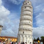 Elizabeth Tan Instagram - Leaning tower of Pisa and statue of David! Crossed off my bucket list hehee. Also, Florence was absolutely my favourite city 😍❤️