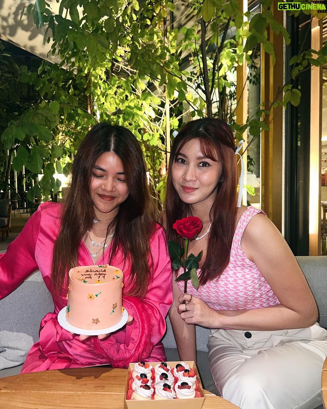 Elizabeth Tan Instagram - I must have done something right in a past life to have met you in this one. If I had to list out all the things to thank you for, it would be quite endless. Thank you for 7 years of the best memories, 7 years of laughter & 7 years learning and growing together. You’ve made such a difference in my life that if you ever had to leave I probably wouldnt know how to cope, but you’ve also taught me the strength I need to at least try. Thank you for all the times you put me first even though I dont deserve it, it never goes unnoticed. I love you, Tira.❤️
