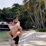 Elizabeth Tan Instagram - Early valentines day post hehehe 😛🥰