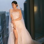 Elizabeth Tan Instagram - 🥰❤️ @strangephotostudio